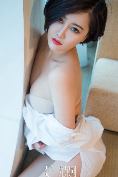 雷速体育_欧冠-迪巴拉破门C罗中柱 尤文1-2弱旅第一出线(图1) 实时数据